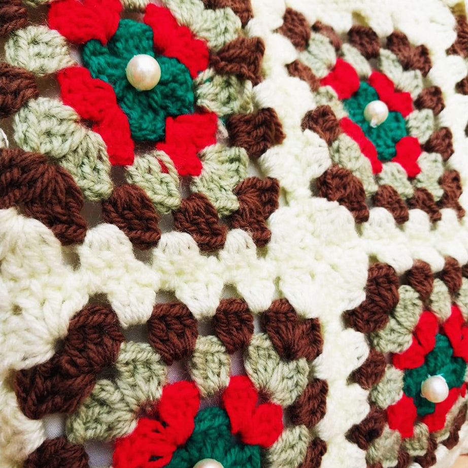 Handmade Crochet Bags for Women: Stylish and Unique Designs : Handmade Crochet Bags with Beautiful Flower Designs